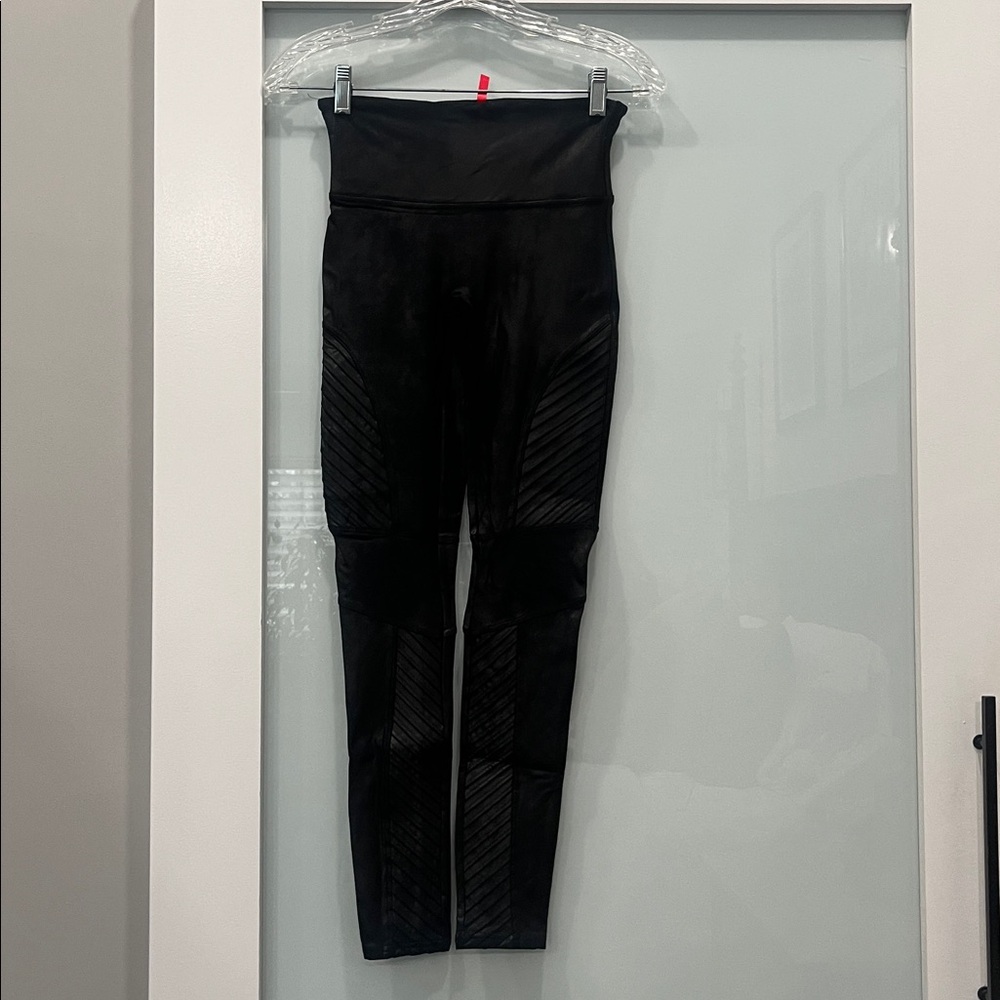 SPANX Shiny Black Faux Leather Leggings, Size Small